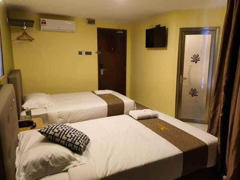 Hotel Enrich Setia Alam By Ubook Shah Alam